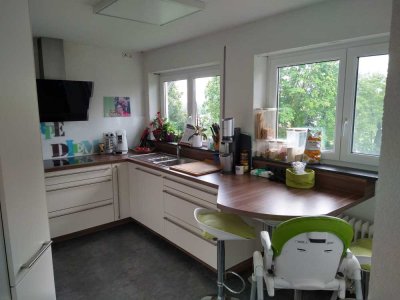 Schöne 4-Zimmer-Wohnung mit EBK in Oberndorf-Lindenhof