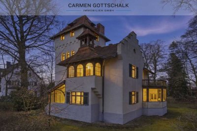Historische Villen-Eleganz mit Seele – Rarität mit Parkgrundstück im Herzen von Gräfelfing