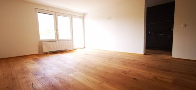 Moderne 2.5-Zimmer Wohnung mit Balkon in Schwaz