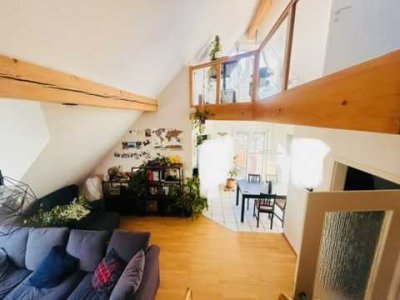 Schöne 2,5-Zimmer-Maisonette-Wohnung (provisionsfrei)