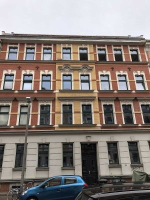 Erstbezug nach Sanierung I moderne 3-Raum-Wohnung mit Einbauküche und großer Terrasse