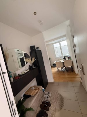 Moderne 2-Zimmer-Wohnung in Linz mit Balkon und Lift