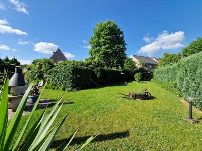 2-FH mit traumhaftem Garten, 2 Garagen & vielen Nutzungsmöglichkeiten in TOP-Lage in Haltern am See