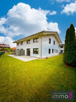 Neubau DHH: Wohnen auf höchstem Niveau mit erstklassiger Ausstattung