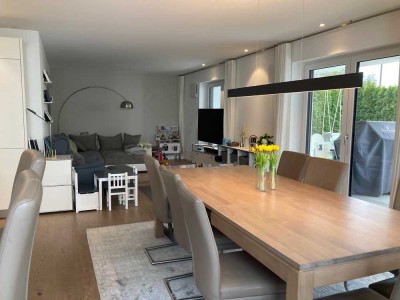 Hochwertige und moderne Wohnung über 2 Etagen "Am Hochfeld" in Krumbach