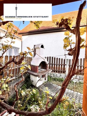Kleines Haus mit großer Scheune und kleinem Garten in Neckartailfingen