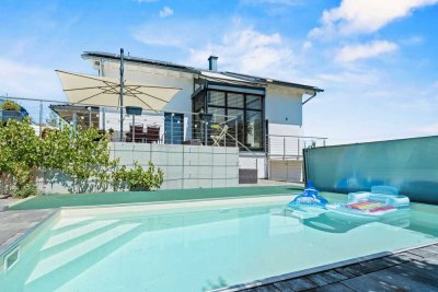 Hightech trifft Wohnluxus – Villa mit Pool, Sauna & Weitblick