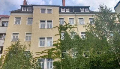* Innenstadtnahes MFH in Uninähe mit schönem Hausgarten zum Fertigstellen *