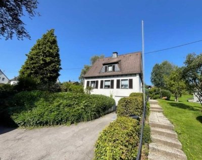 Welschen-Ennest: Einfamilienhaus mit traumhaftem Gartengrundstück ab dem 1.05.2024 zu vermieten!