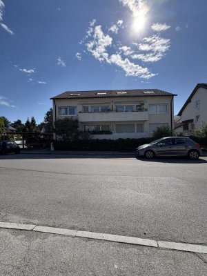 Von Privat, sanierte 3-Zimmer-EG-Wohnung mit Balkon in Fürstenfeldbruck