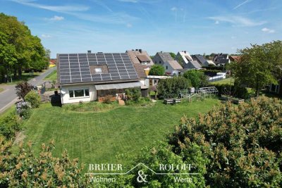 Zweifamilienhaus mit PV-Anlage & Baugrundstück in Hille