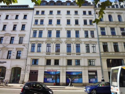 2-Raum-Wohnung im Zentrum-Süd mit offener Küche und Wannenbad