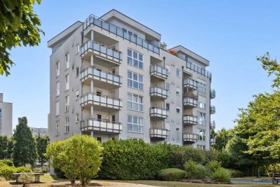 Provisionsfrei – Helle Wohnung mit Balkon in Westausrichtung, direkt am Rebstockpark