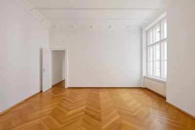 Mögliche 4-Zimmer Stuckaltbauwohnung in ruhiger Lage nahe Fasanen-/ u. Ludwigkirchplatz