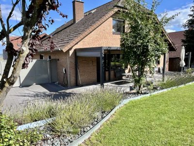 1-2 Familienhaus in Marburg mit Swim-Spa  und Solaranlage: keine Käuferprovision!