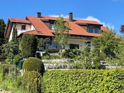 Traumhafte Landhausvilla für Familie und Beruf in bester Lage in Mittelbiberach