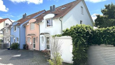 Modernes Reiheneckhaus in familienfreundlicher Wohnlage von Stuttgart Hausen