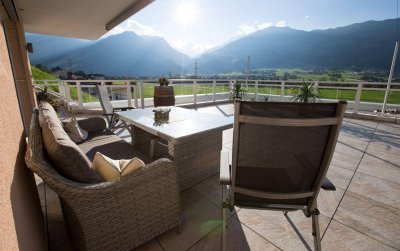 !!!Exklusive Traumwohnung mit ca. 127 m² Terrasse - inkl. 1 TG Platz und 1 Außenstellplatz - Baujahr 2016!!!