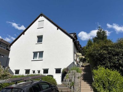 Moderne Maisonette-Eigentumswohnung in ruhiger Wohnlage von Gummersbach-Niederseßmar
