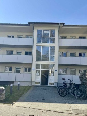 Schöne 2-Zimmer-Wohnung mit Balkon