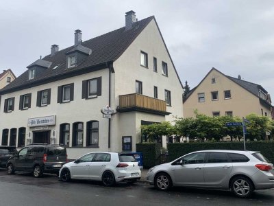 2,5-Zimmer-Wohnung mit Balkon, City Randlage Wattenscheid, frisch renoviert