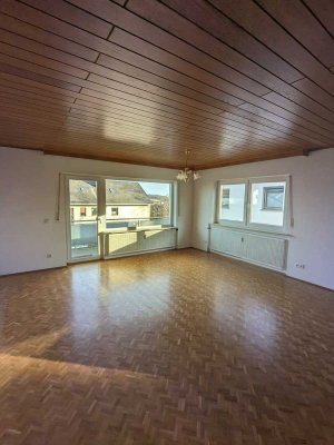 Ansprechende 3-Zimmer-Wohnung mit Balkon und Terrasse in Rennerod