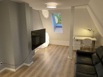 Möblierte 2-Zimmer-Wohnung mit Einbauküche in Hamburg Barmbek-Süd