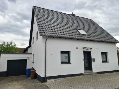 Rodenbach - EFH, 7 Zimmer, 2 Bäder, Balkon, Garten, Garage