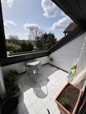 Kapitalanleger aufgepasst! Spektakuläre Dachgeschosswohung mit kleiner Terrasse in Pentling