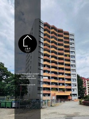 Moderne 3,5 Zimmer- Wohnung mit Balkon und Tiefgaragenstellplatz in Schwetzingen