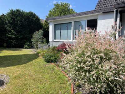 Traumhafte Gartenanlage mit top gepflegtem Einfamilienhaus