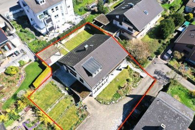 **Sonniges Traumhaus mit ELW in ruhiger Lage mit fantastischer Aussicht**Holzgerlingen**