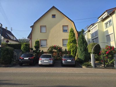 Freundliche und modernisierte 3,5-Raum-Wohnung mit Balkon und EBK in Beilstein