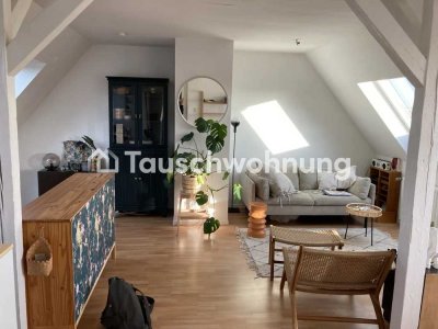 Tauschwohnung: Dachgeschosswohnung mit Blick auf die Stadt