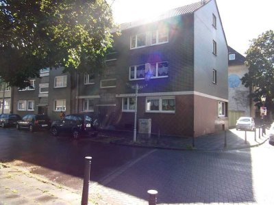 Wohnen mit Charakter: Gepflegte 3,5-Zimmer-Wohnung in Duisburg-Ruhrort