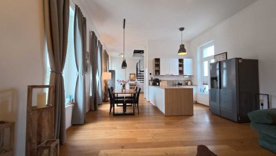 ++TOP großzügige 3 ZKB Maisonettewohnung++Einbauküche++hohe Decken++Balkon++Gäste WC++Fußbodenhz
