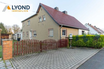 Einfamilienhaus mit großem Grundstück in sehr ruhiger Lage
