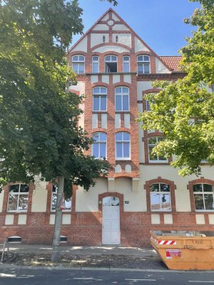 3-Raum Wohnung mit EBK (vollständig renoviert)