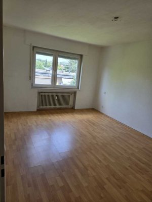 Helle, gepflegte 3-Zimmer-Wohnung mit Balkon in Kerpen-Horrem