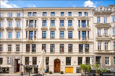 Erstbezug nach Sanierung - moderne 2,5 Zimmer-Wohnung im sanierten Altbau.
