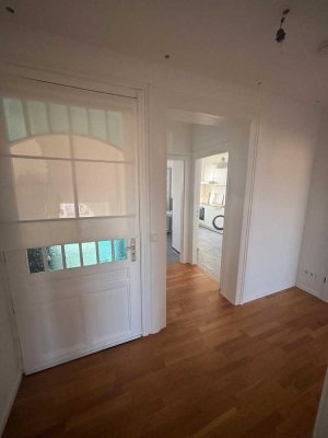 Ansprechende helle und geräumige 2 Zimmer Wohnung in Frankfurt Fechenheim