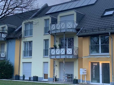 Provision frei, Exklusive, neuwertige 3-Zimmer-Wohnung mit zwei Balkonen in Köln