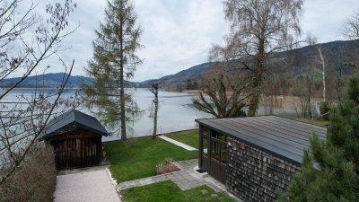 Kleines Ferienhaus direkt am Mondsee zu vermieten