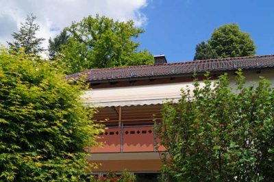 Roßtal: Freie 3 Zi. Wohnung mit Balkon, Terrasse u. Garage in S-Bahn Lauflage zu vermieten!