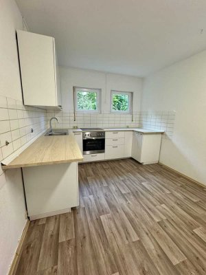 Modernisierte 3-Zimmer-Wohnung mit Balkon und Einbauküche in Gerbrunn