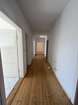 5 Zimmer Wohnung in der Südstadt