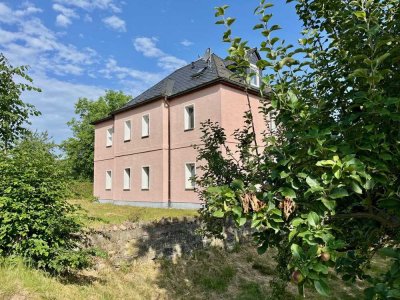 Zweifamilienhaus mit Einliegerwohnung zur Sanierung, in grüner Lage von Kreischa
