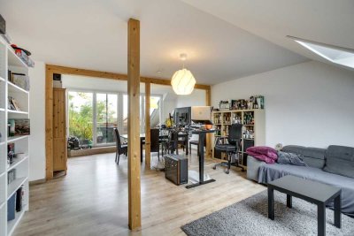 Helle, gepflegte 3-Zimmer-Dachgeschosswohnung mit viel Charme