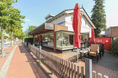Modernisiertes Wohn- und Geschäftshaus mit etabliertem Café in der Innenstadt von Malente