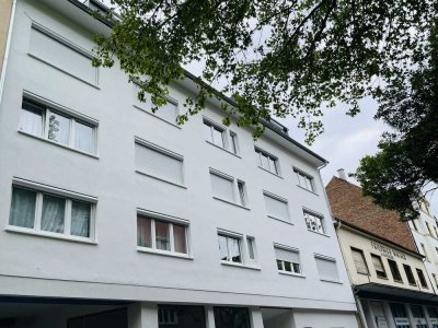 4-5  Zi - Wohnung mit EBK + Balkon - Gepflegt - Sofort beziehbar